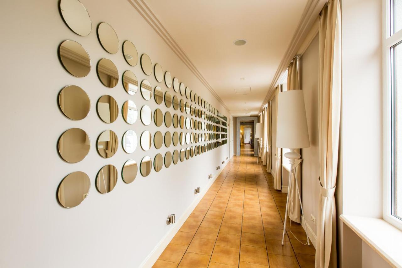 Georg Park Hotel Tarashany Buitenkant foto